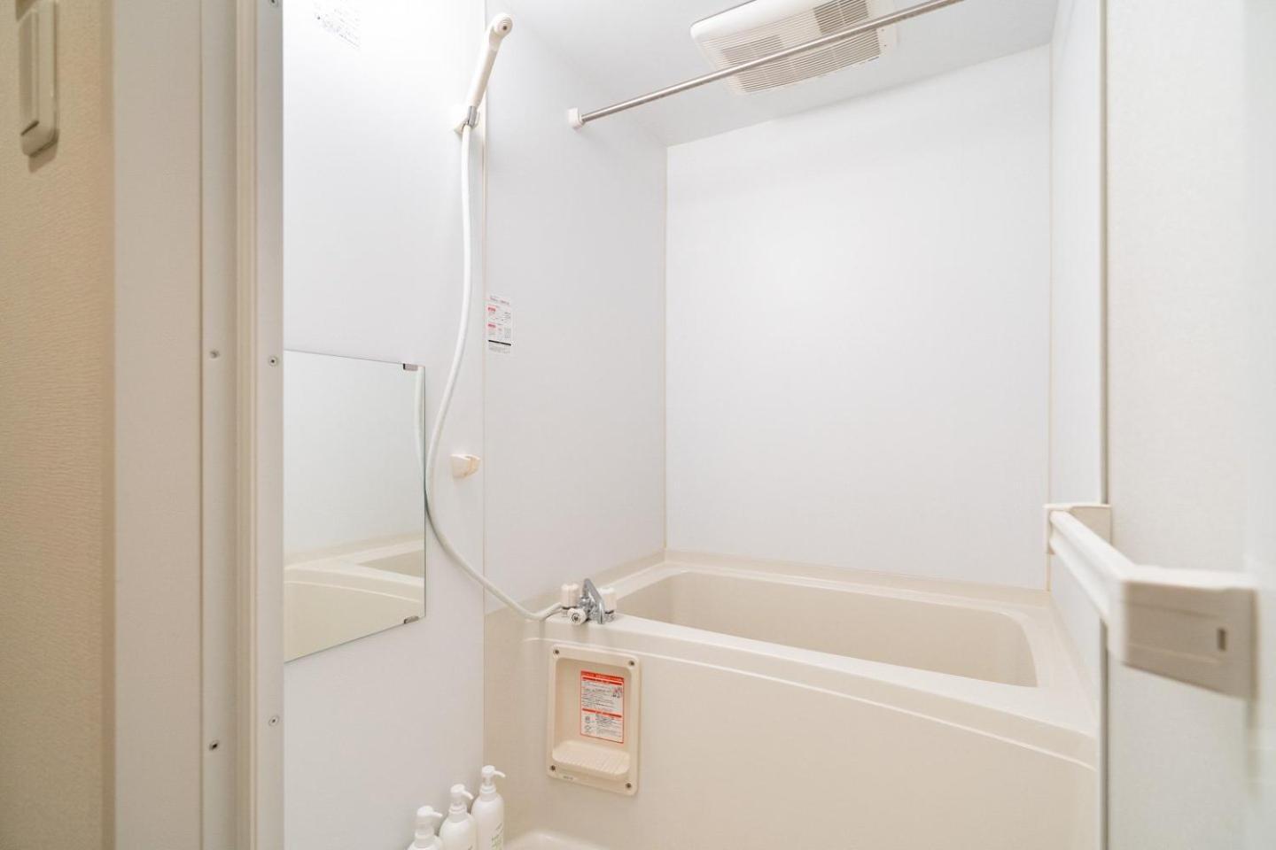 Best Residence Kujo Osaka Luaran gambar